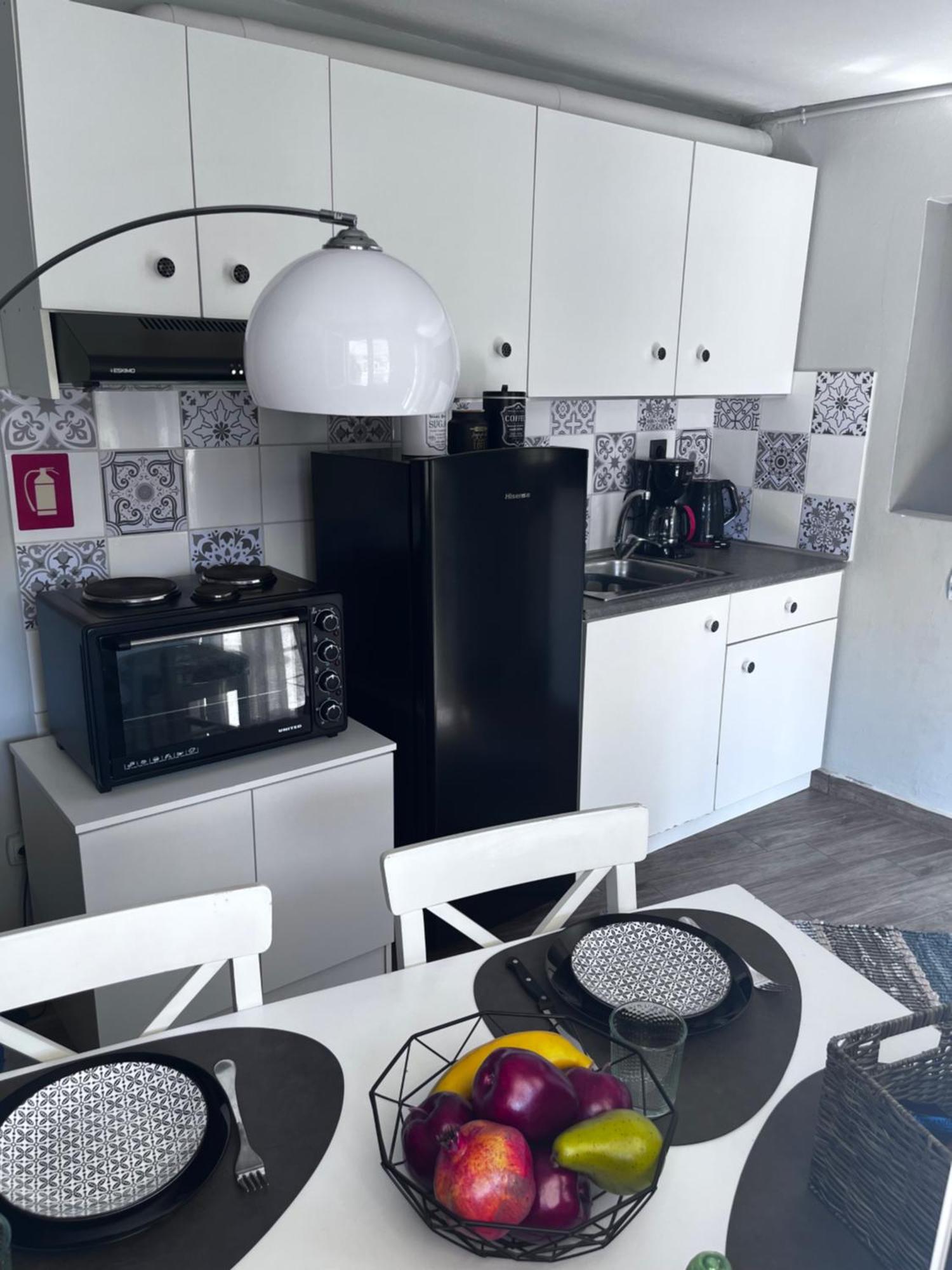 Cozy Studio Apartment In The Heart Of Ateny Zewnętrze zdjęcie